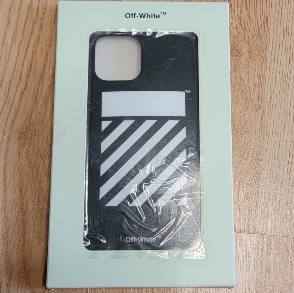 Off-white IPhone 11 pro phone case